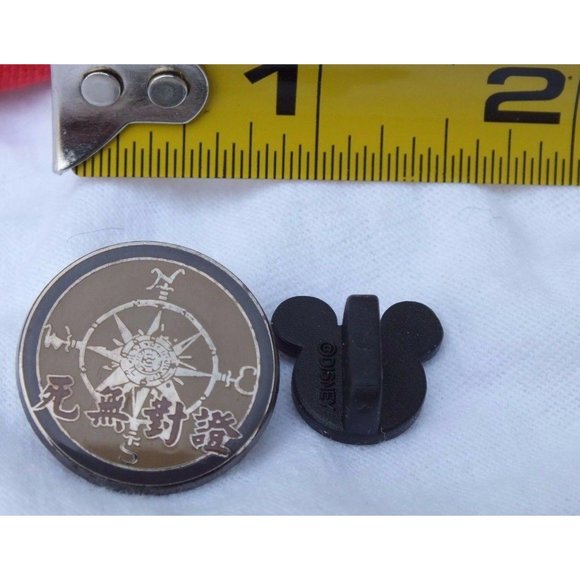 Disney Mini Pin, Compass, Pirates of the Caribbean - Picture 2 of 4